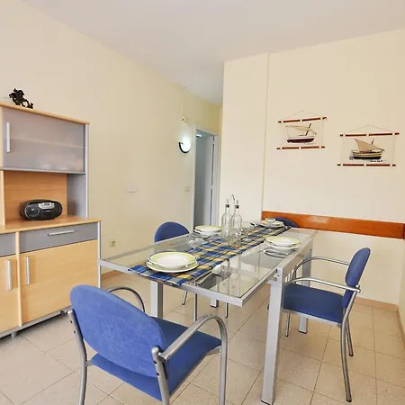 Mediterraneo Ii 1146 Apartment Roses
